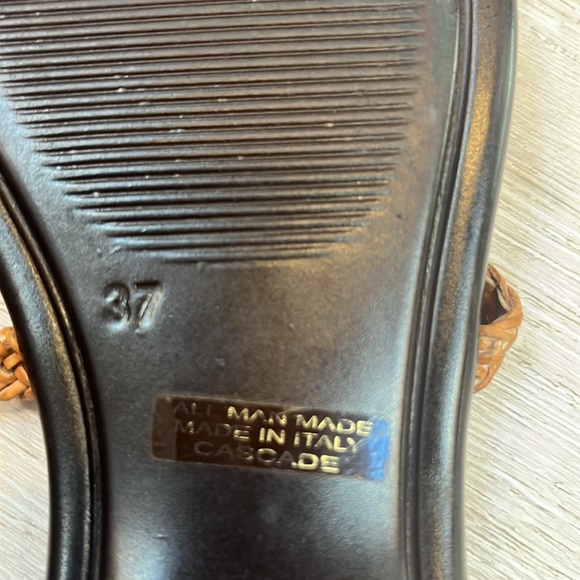Italian Shoemakers Soft Leather sandal size 6 37 - Picture 3 of 4